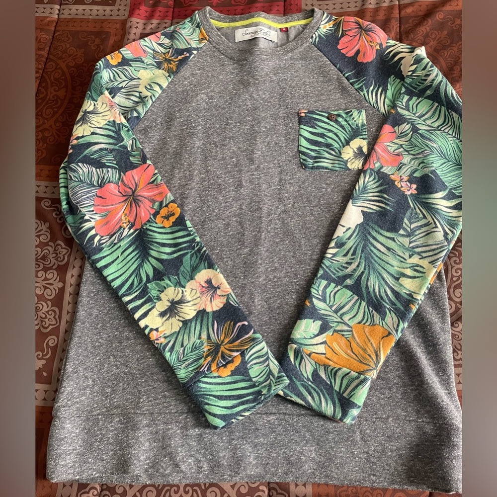 Sovereign Code men’s sweatshirt in EUC‼️